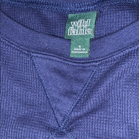 navy blue crop top - Picture 5 of 7